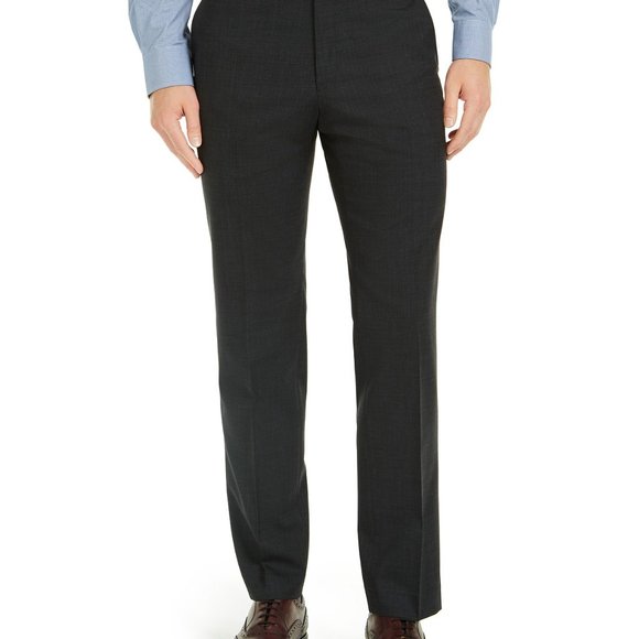 Tommy Hilfiger's THFlex suit - Picture 5 of 9